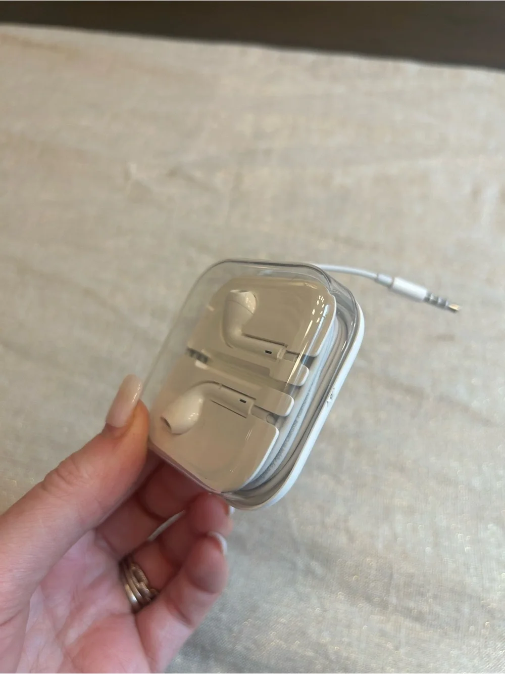 Apple EarPods with the 3.5 mm headphone jack